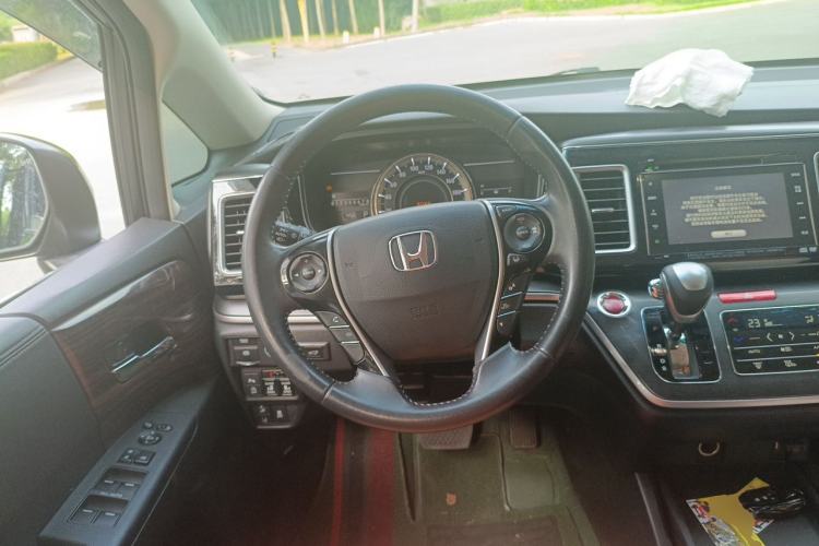 Used Honda Elysion 2016 2.4L Supreme Edition Steering Wheel