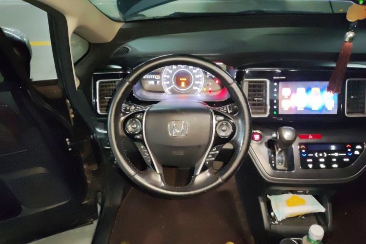 Used Honda Elysion 2016 2.4L Luxury Edition Steering Wheel