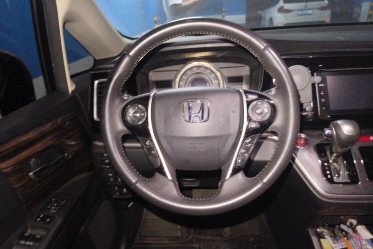 Used Honda Elysion 2016 2.4L Supreme Edition Steering Wheel