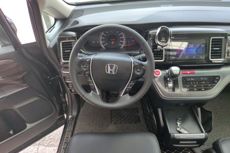Used Honda Elysion 2016 2.4L Luxury Edition Steering Wheel