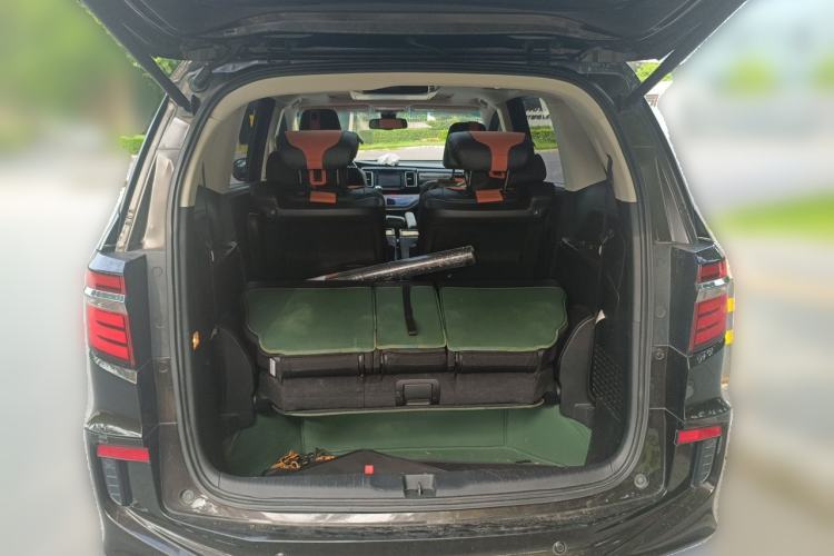 Used Honda Elysion 2016 2.4L Supreme Edition Trunk
