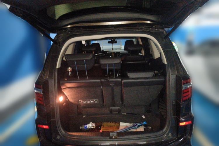Used Honda Elysion 2016 2.4L Supreme Edition Trunk