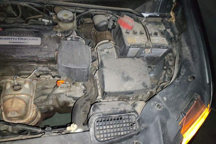 Used Honda Elysion 2016 2.4L Luxury Edition Engine Bay Left