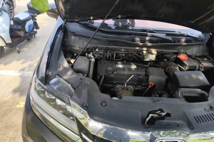 Used Honda Elysion 2016 2.4L Luxury Edition Engine Bay Right