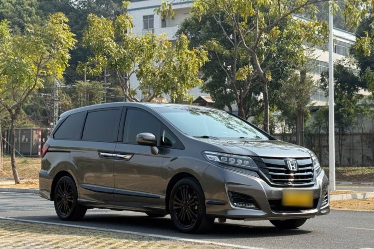 Used Honda Elysion 2016 2.4L Supreme Edition Exterior 2