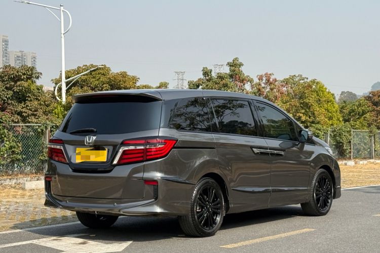 Used Honda Elysion 2016 2.4L Supreme Edition Exterior 5