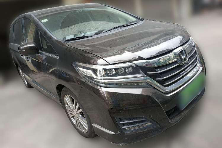 Used Honda Elysion 2016 2.4L Luxury Edition Front Right 45 Deg