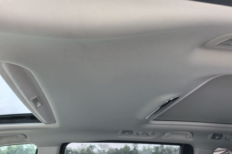 Used Honda Elysion 2016 2.4L Supreme Edition Headliner
