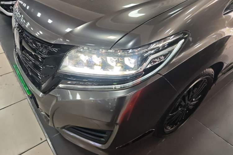 Used Honda Elysion 2016 2.4L Supreme Edition Left Front Headlight