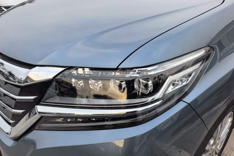 Used Honda Elysion 2016 2.4L Supreme Edition Left Front Headlight