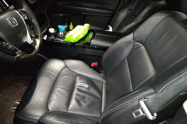 Used Honda Elysion 2016 2.4L Luxury Edition Left Front Seat