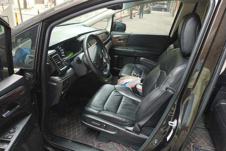Used Honda Elysion 2016 2.4L Luxury Edition Left Front Seat