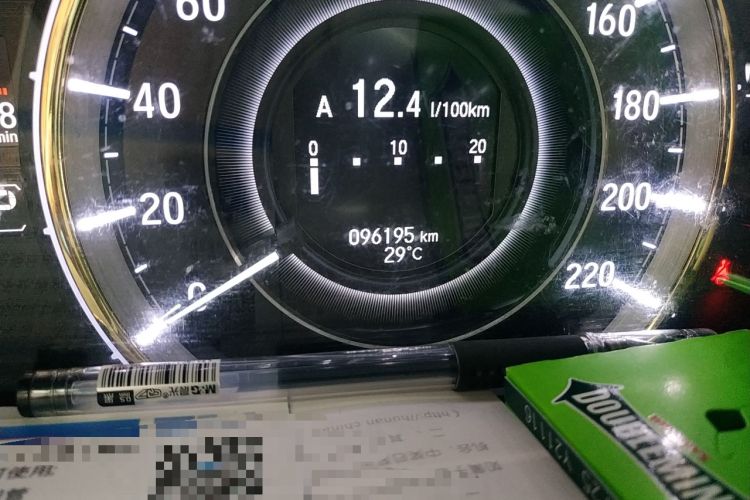 Used Honda Elysion 2016 2.4L Luxury Edition Odometer Close Up