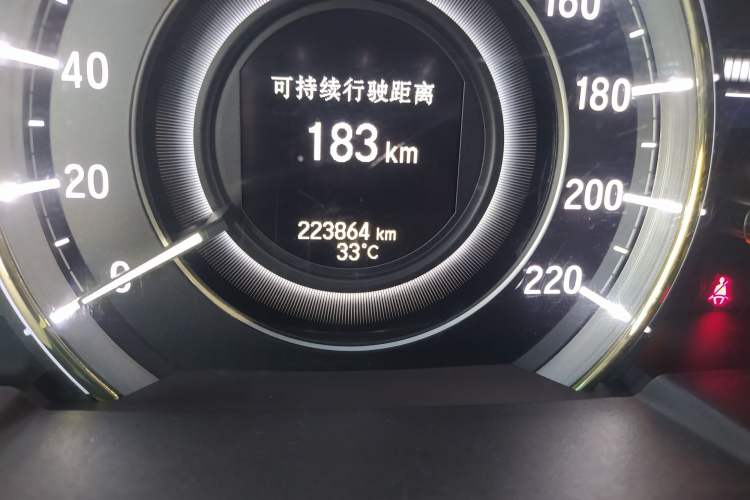 Used Honda Elysion 2016 2.4L Supreme Edition Odometer Close Up