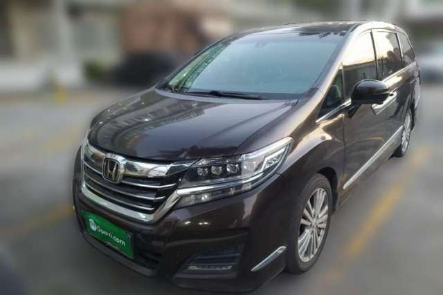 Honda Elysion 2016 2.4L Supreme Edition с пробегом