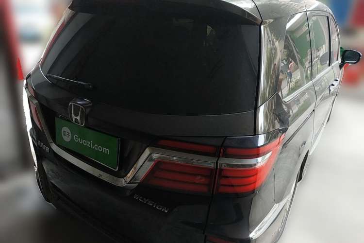 Used Honda Elysion 2016 2.4L Luxury Edition Rear Right 45 Deg