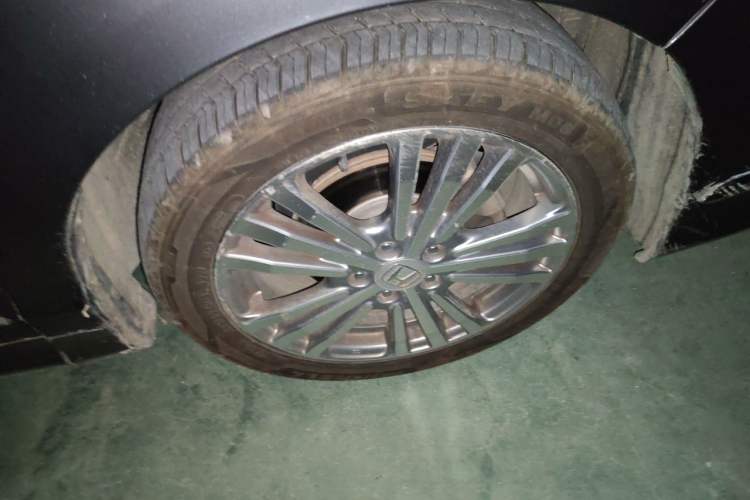 Used Honda Elysion 2016 2.4L Luxury Edition Right Front Wheel Hub