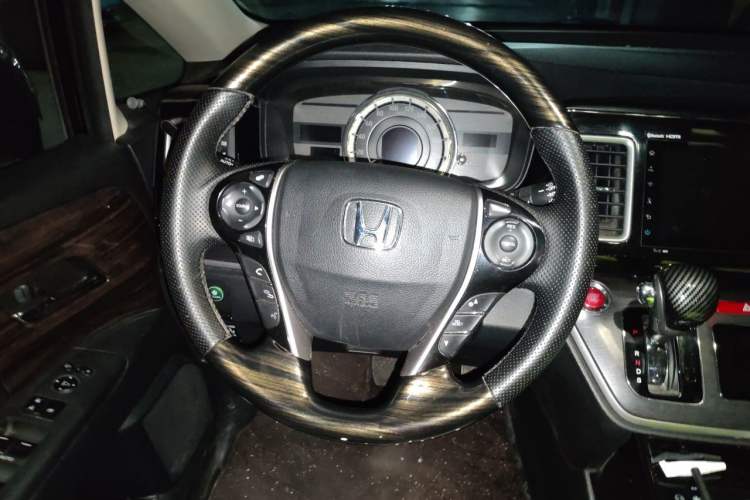 Used Honda Elysion 2016 2.4L Luxury Edition Steering Wheel