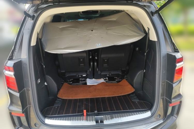 Used Honda Elysion 2016 2.4L Luxury Edition Trunk