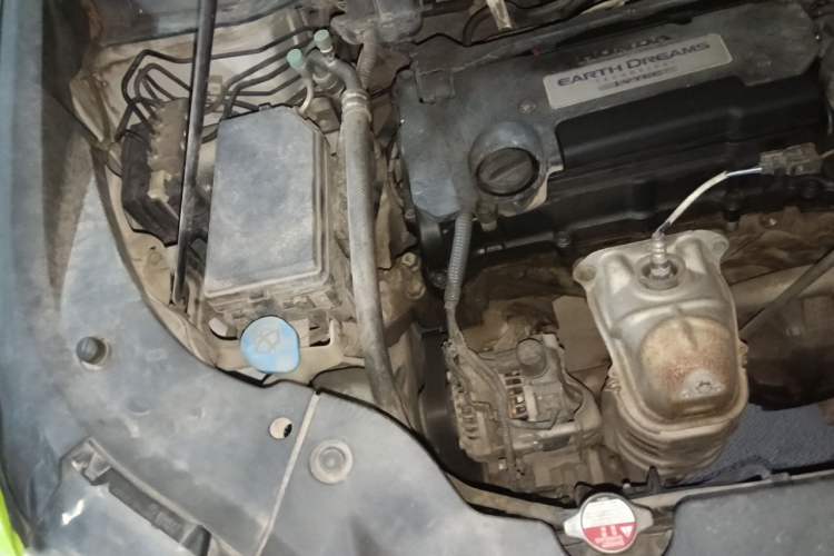 Used Honda Elysion 2016 2.4L Classic Edition Engine Bay Right