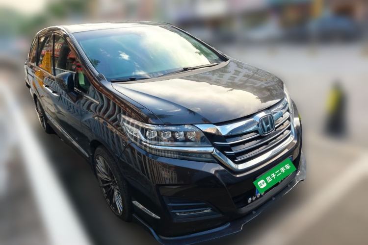 Used Honda Elysion 2016 2.4L Supreme Edition Front Right 45 Deg