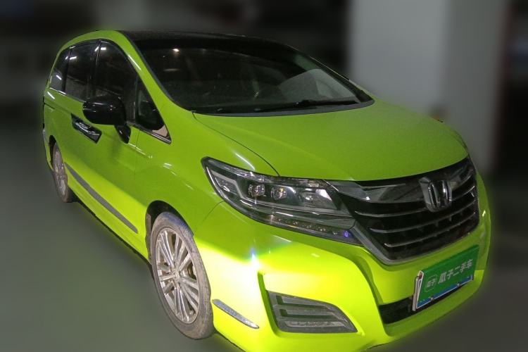 Used Honda Elysion 2016 2.4L Classic Edition Front Right 45 Deg