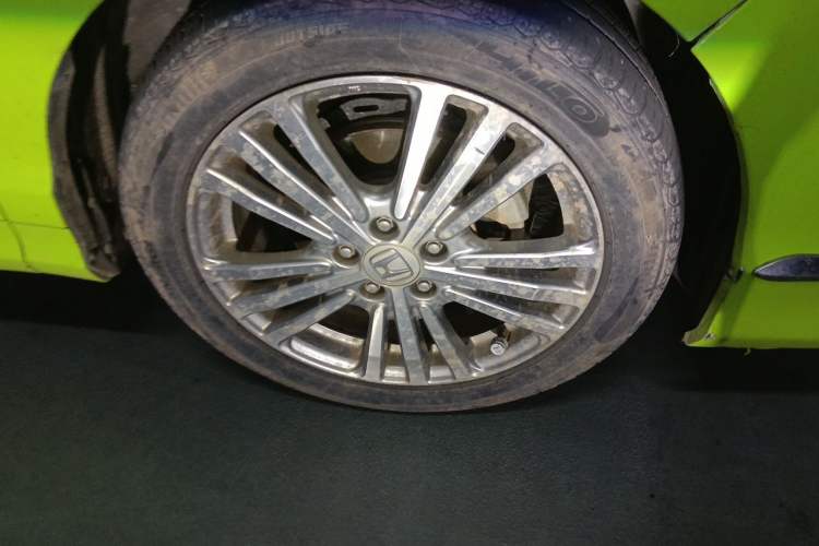 Used Honda Elysion 2016 2.4L Classic Edition Right Front Wheel Hub