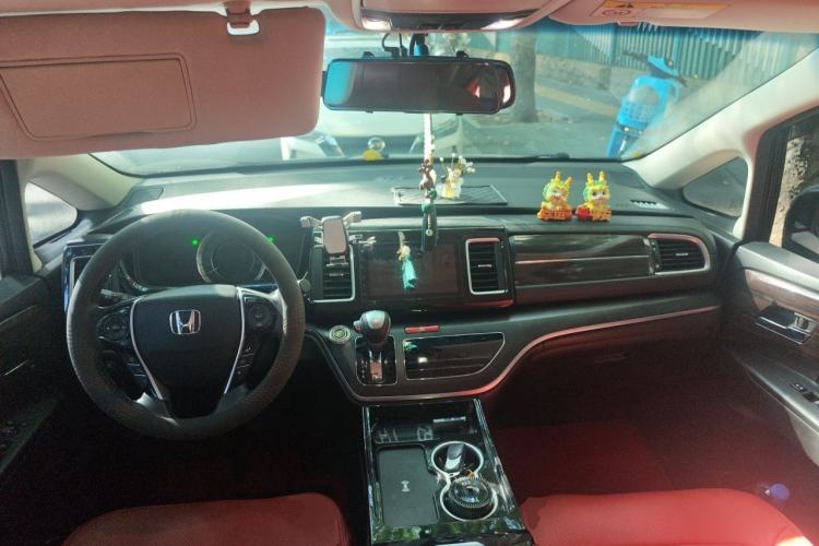 Used Honda Elysion 2016 2.4L Luxury Edition Center Console