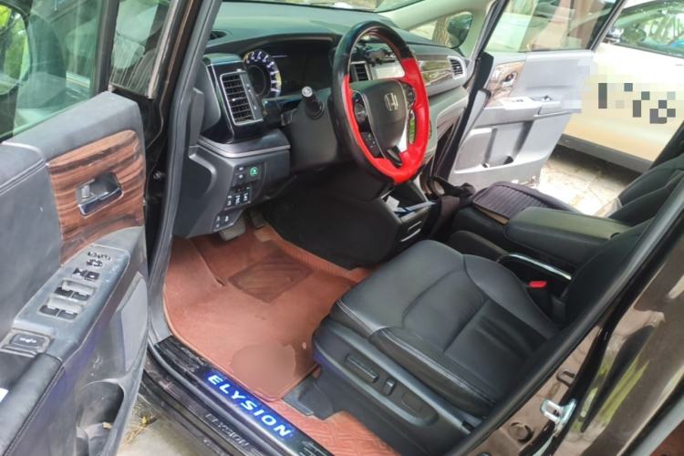Used Honda Elysion 2016 2.4L Luxury Edition Driver Seat