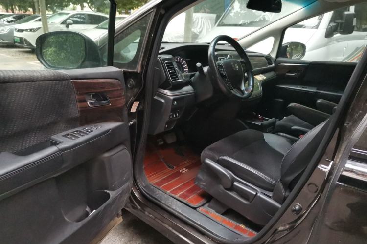 Used Honda Elysion 2016 2.4L Classic Edition Driver Seat