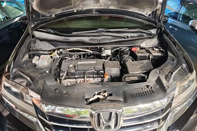 Used Honda Elysion 2016 2.4L Comfort Edition Engine Bay