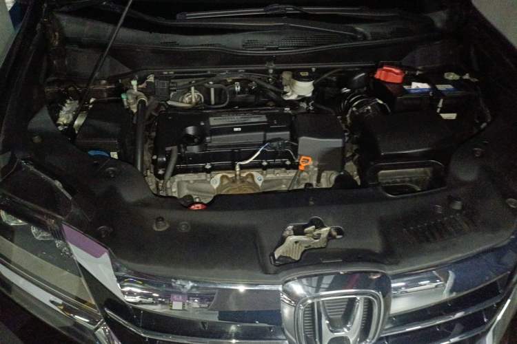 Used Honda Elysion 2016 2.4L Luxury Edition Engine Bay