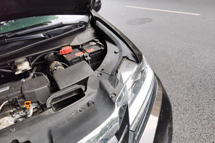 Used Honda Elysion 2016 2.4L Classic Edition Engine Bay Left