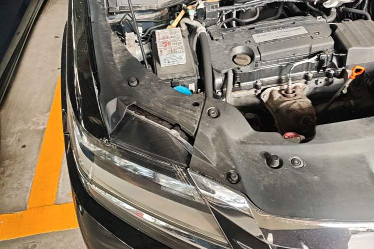 Used Honda Elysion 2016 2.4L Comfort Edition Engine Bay Right