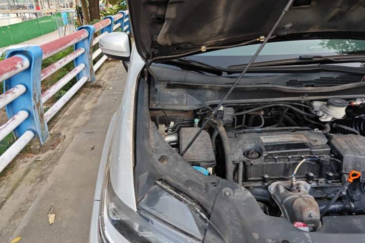 Used Honda Elysion 2016 2.4L Supreme Edition Engine Bay Right