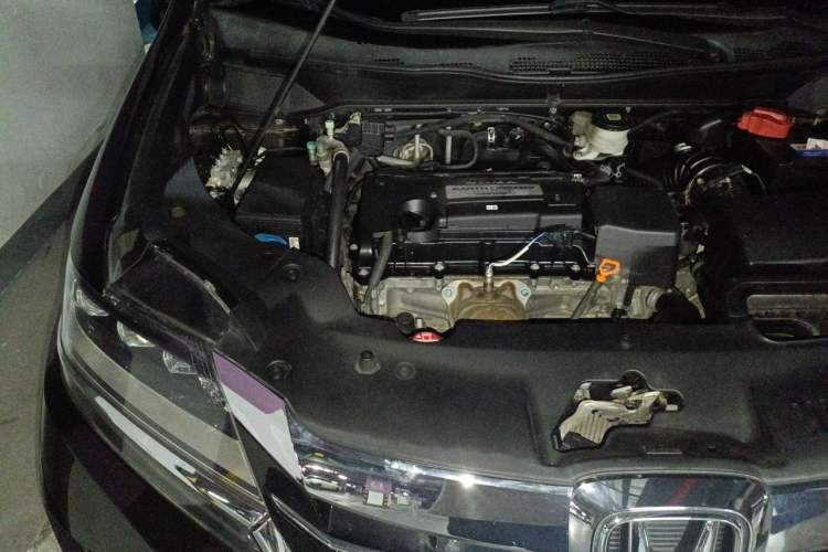 Used Honda Elysion 2016 2.4L Luxury Edition Engine Bay Right