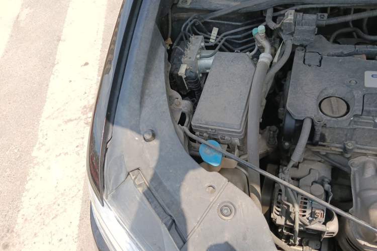 Used Honda Elysion 2016 2.4L Luxury Edition Engine Bay Right