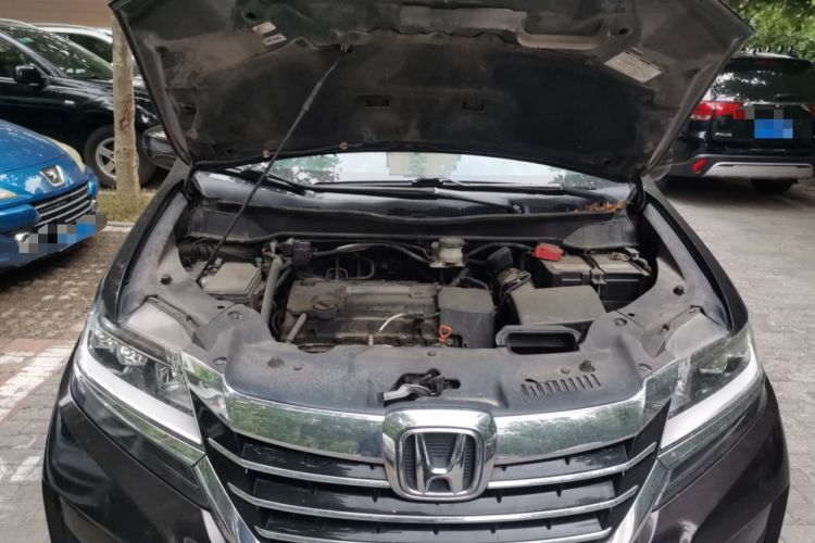 Used Honda Elysion 2016 2.4L Classic Edition Engine Bay