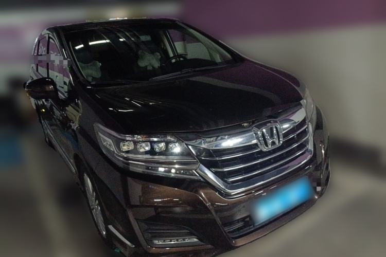 Used Honda Elysion 2016 2.4L Luxury Edition Front Right 45 Deg
