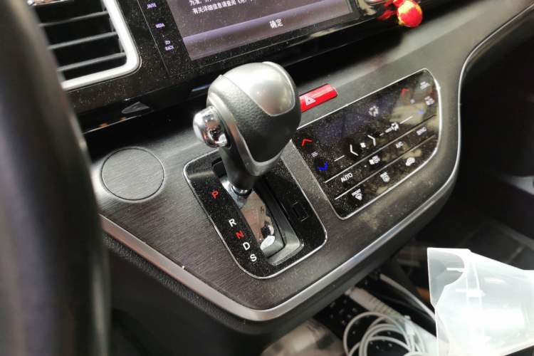 Used Honda Elysion 2016 2.4L Classic Edition Gear Lever