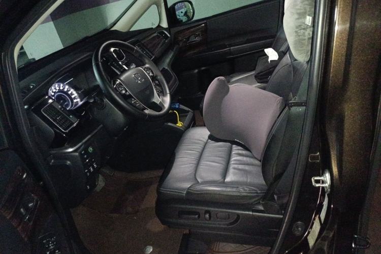 Used Honda Elysion 2016 2.4L Luxury Edition Left Front Seat