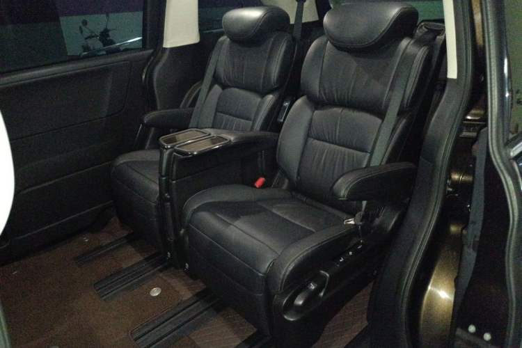Used Honda Elysion 2016 2.4L Luxury Edition Left Rear Seat