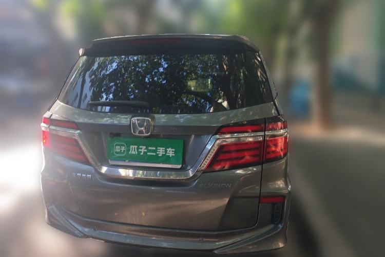 Used Honda Elysion 2016 2.4L Luxury Edition Rear