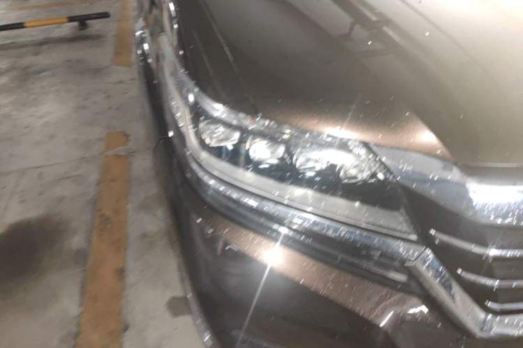 Used Honda Elysion 2016 2.4L Luxury Edition Right Front Headlight