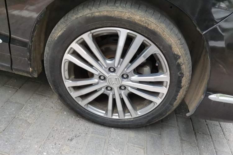 Used Honda Elysion 2016 2.4L Classic Edition Right Front Wheel Hub