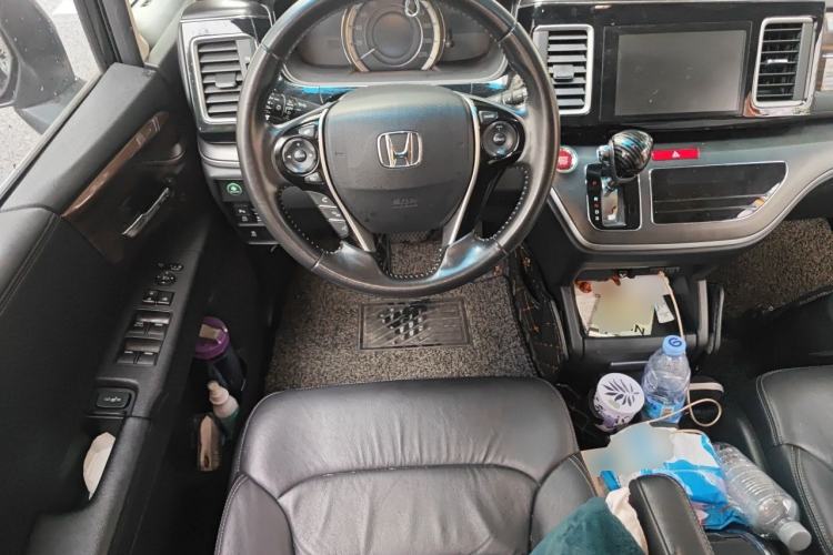 Used Honda Elysion 2016 2.4L Style Edition Steering Wheel