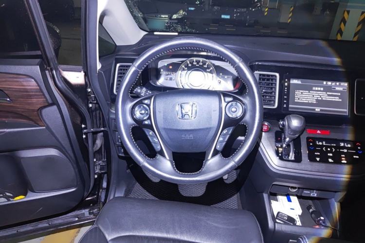 Used Honda Elysion 2016 2.4L Luxury Edition Steering Wheel
