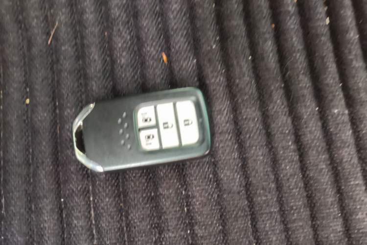 Used Honda Elysion 2016 2.4L Luxury Edition Vehicle Key
