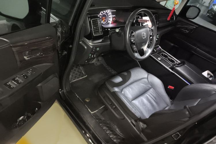 Used Honda Elysion 2016 2.4L Luxury Edition Driver Seat