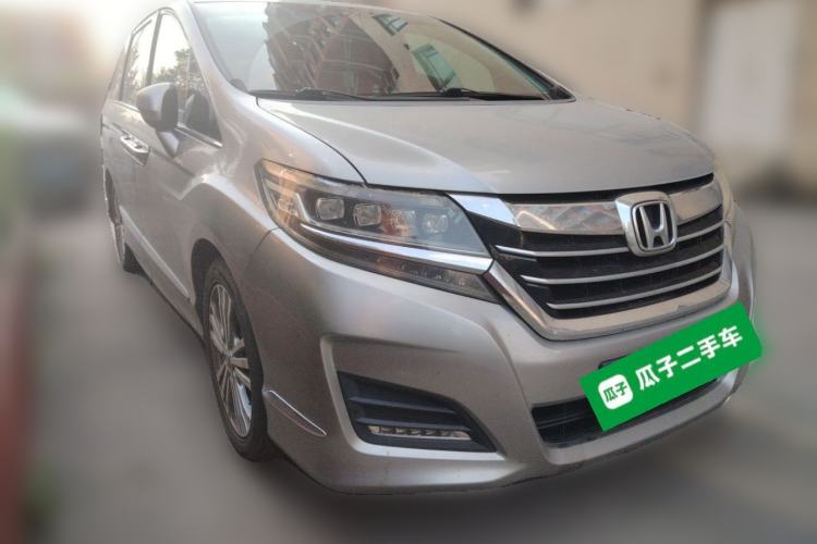 Used Honda Elysion 2016 2.4L Luxury Edition Front Right 45 Deg